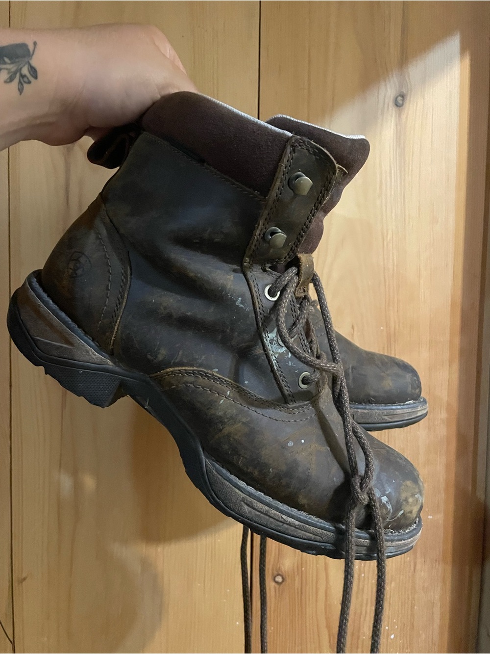 Ariat | Well Loved Work Boots